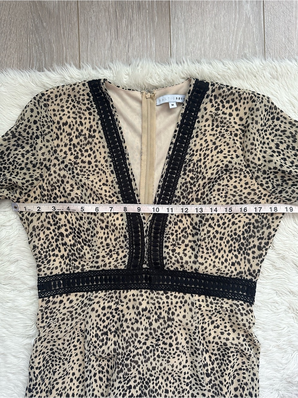 Baltic Born Dress Cha Cha Print Maxi Leopard Cheetah Long Sleeve V-neck Sz M - Picture 12 of 15